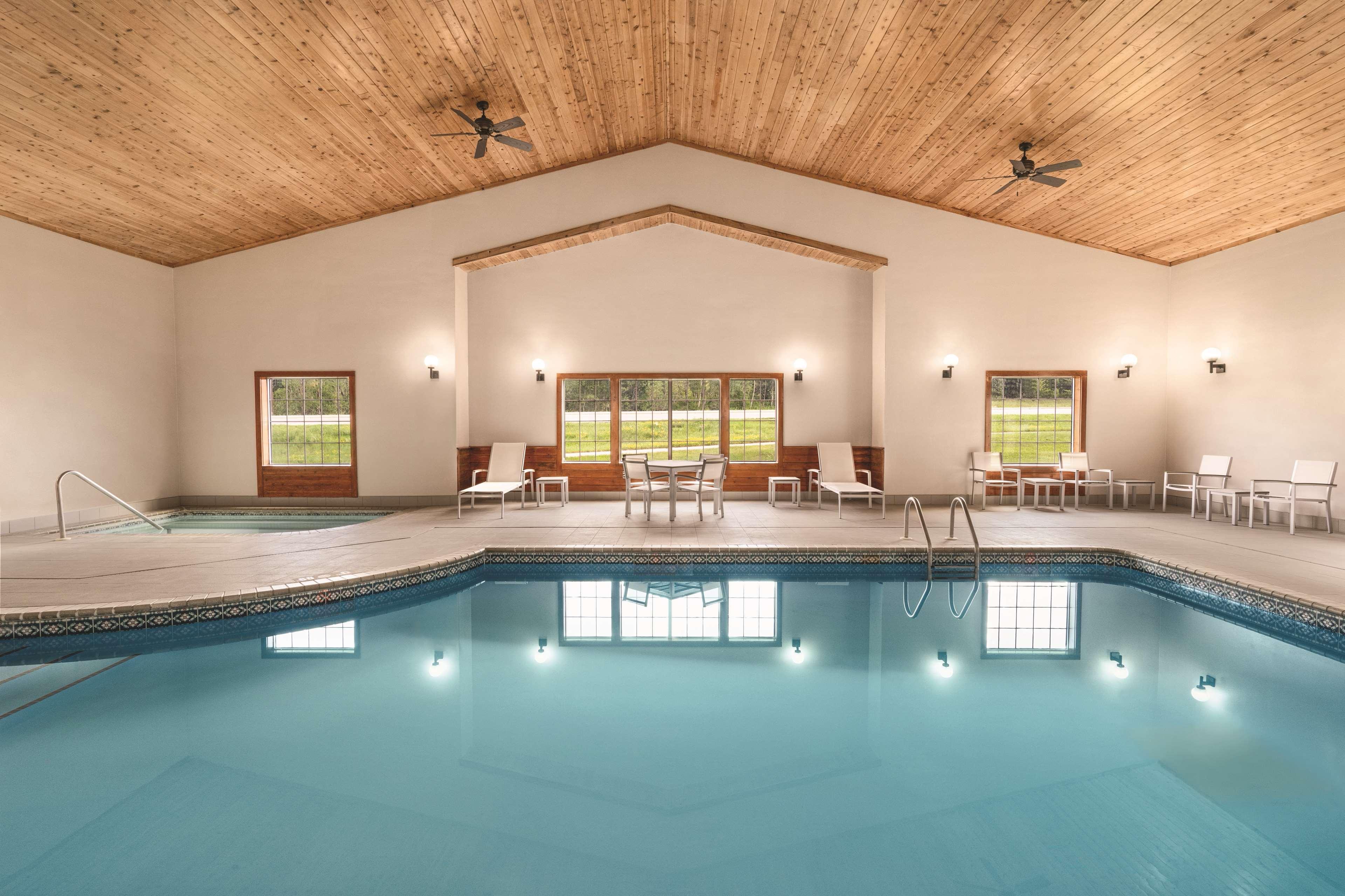 Country Inn & Suites By Radisson, Detroit Lakes, Mn Eksteriør billede